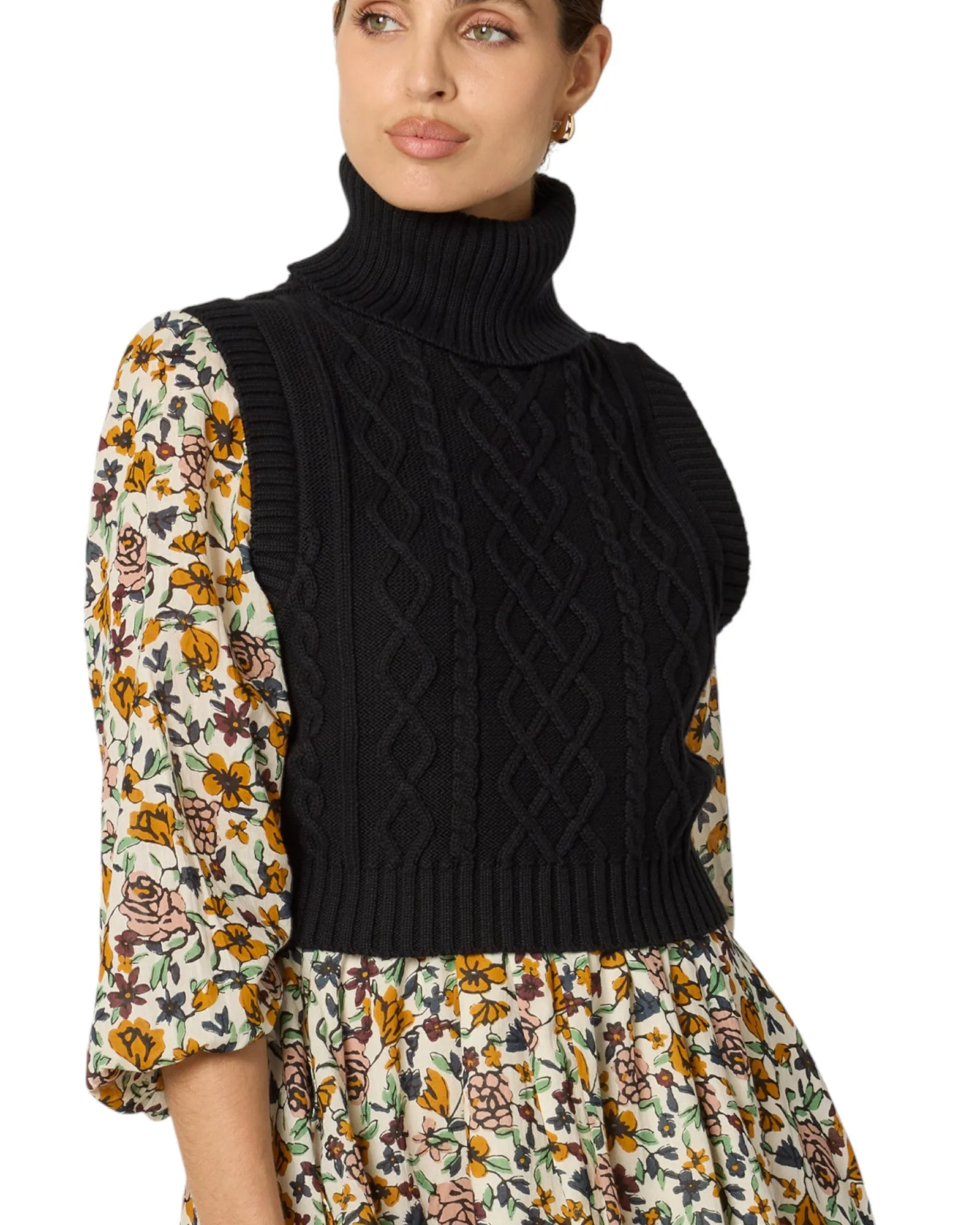 Aria Sweater Vest | Black