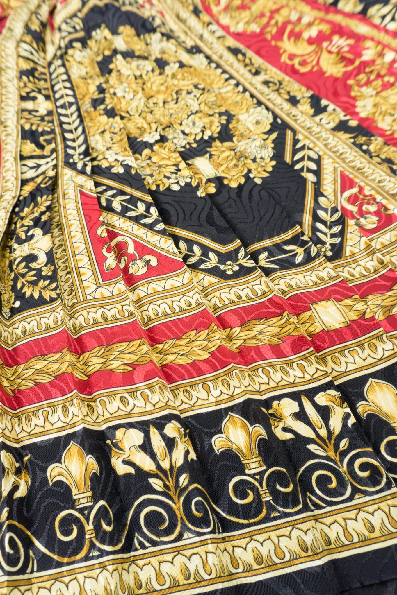 Baroque Knife-Pleated Skirt