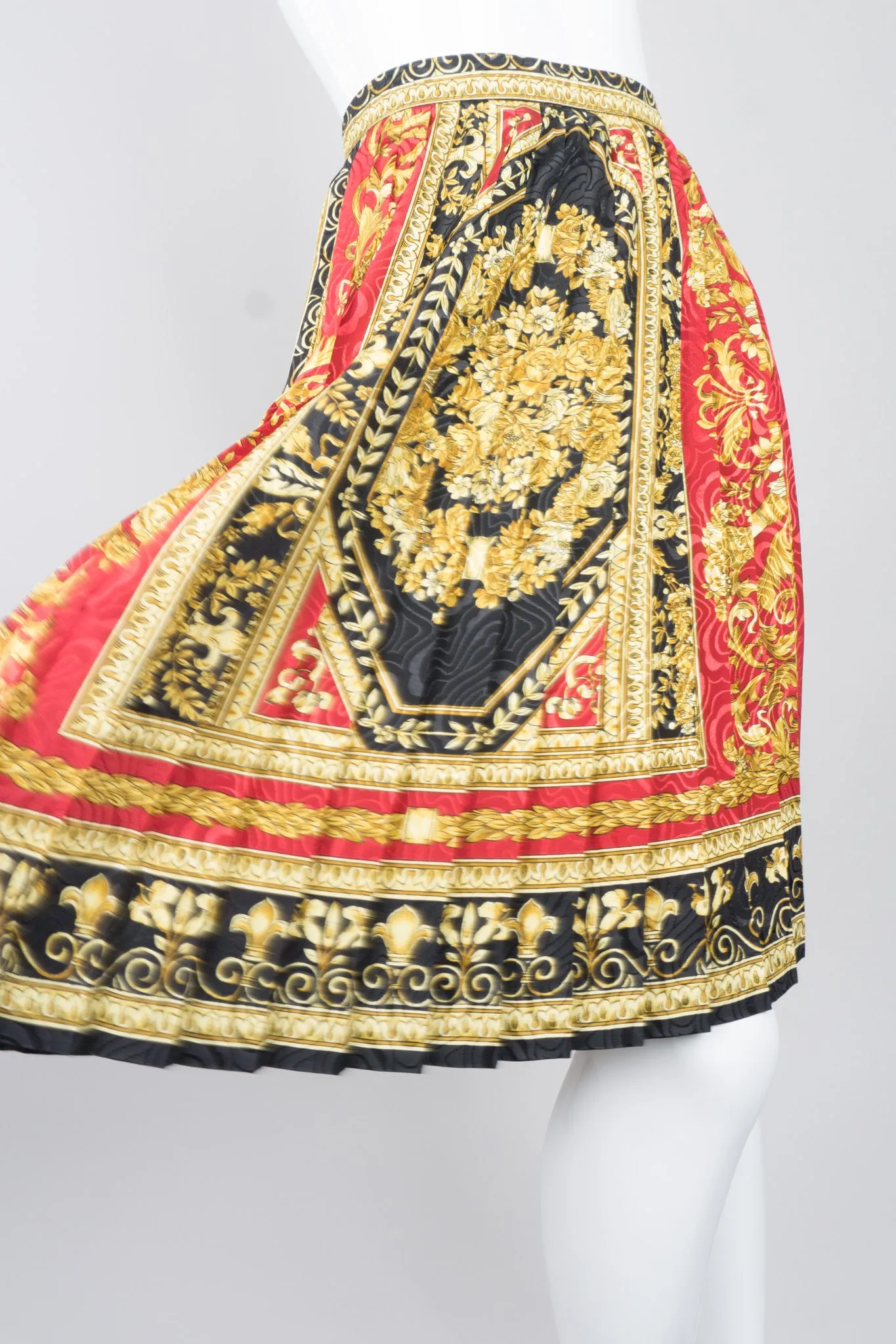 Baroque Knife-Pleated Skirt