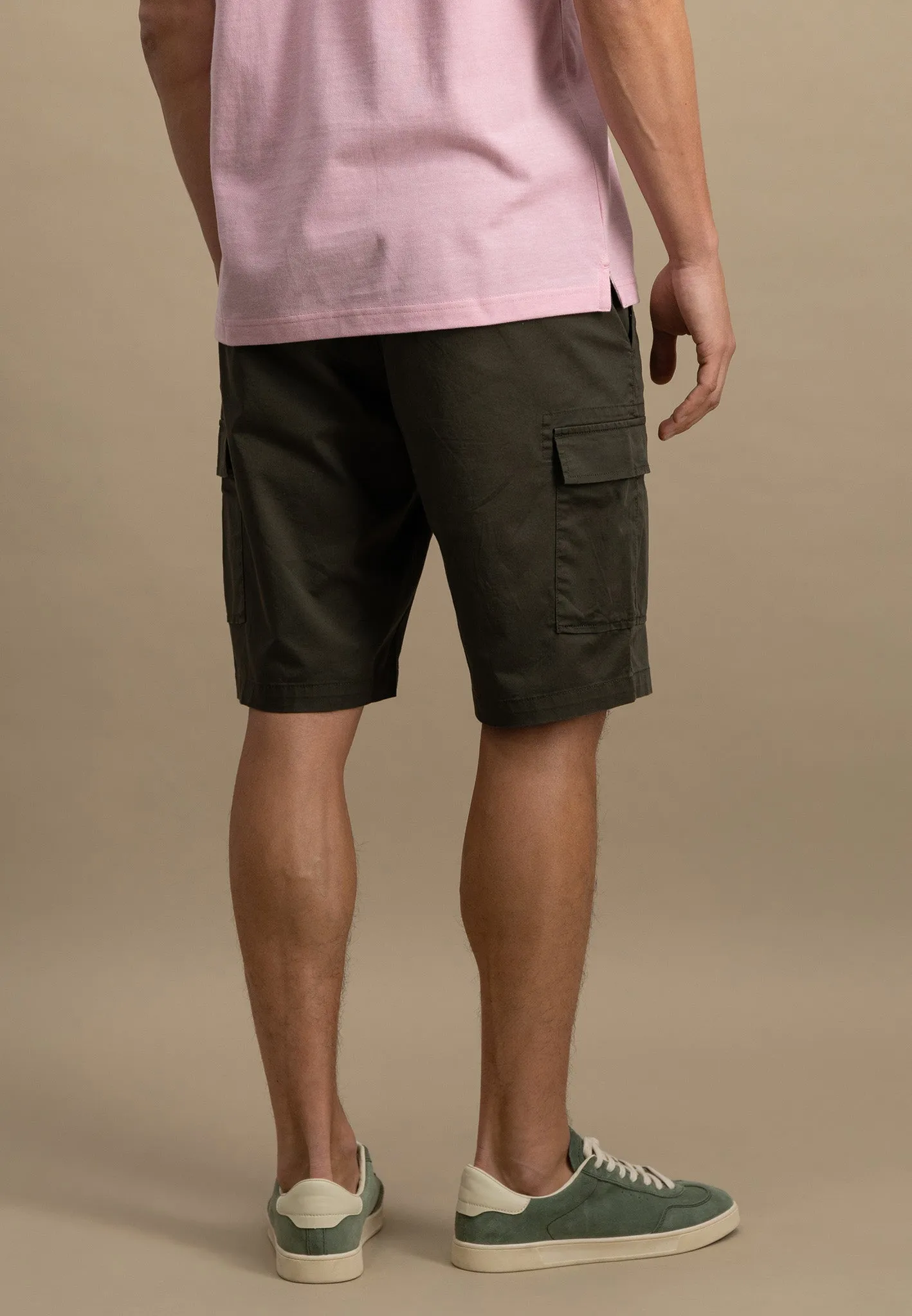 Bermuda Shorts aus Baumwollmix im Cargo-Optik