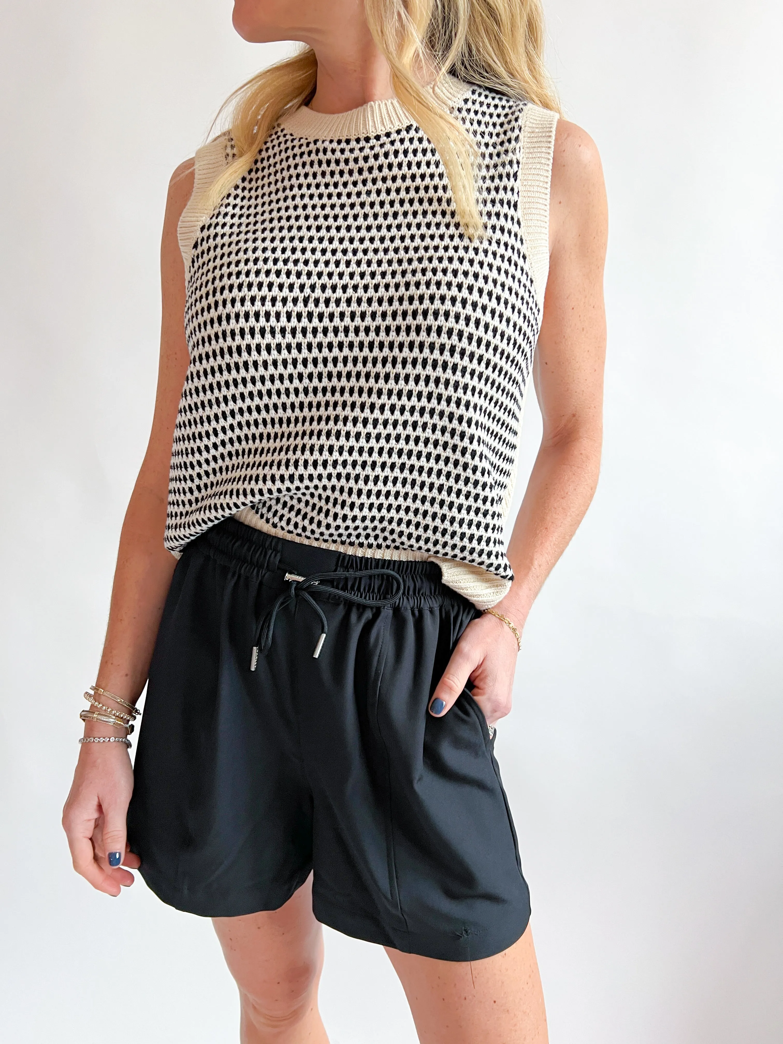 Esmond Mid Rise Shorts 3"