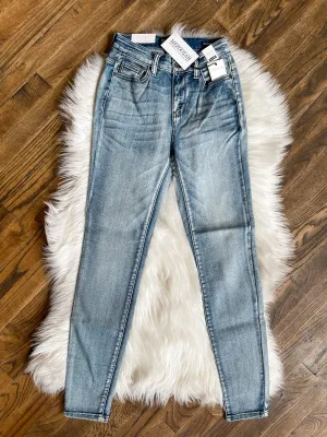 Judy Blue || Hillary High Rise Heavy Handsand Skinny Jean