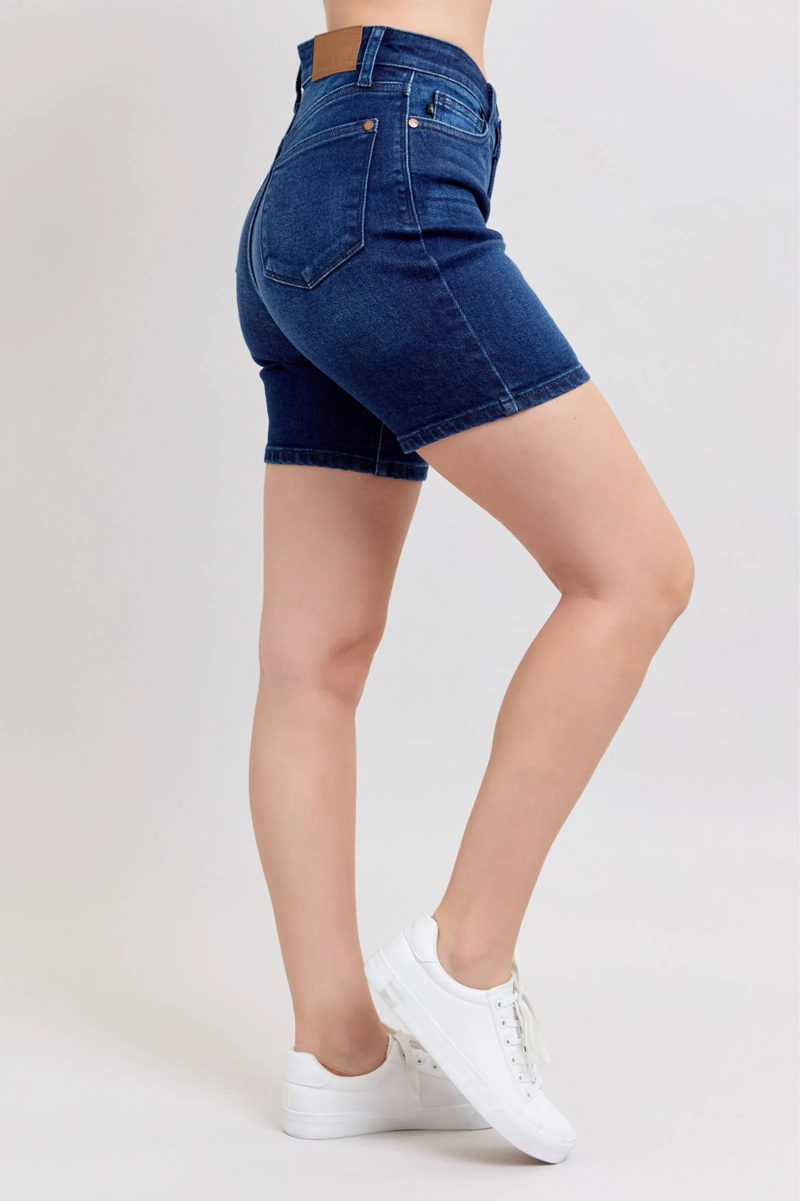Judy Blue || Sammie High Waist V-Front Bermuda Shorts