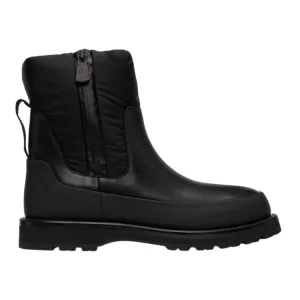 Moncler Shoes, Black ‘Rain Don't Care’ Chelsea Boots (sise 39)