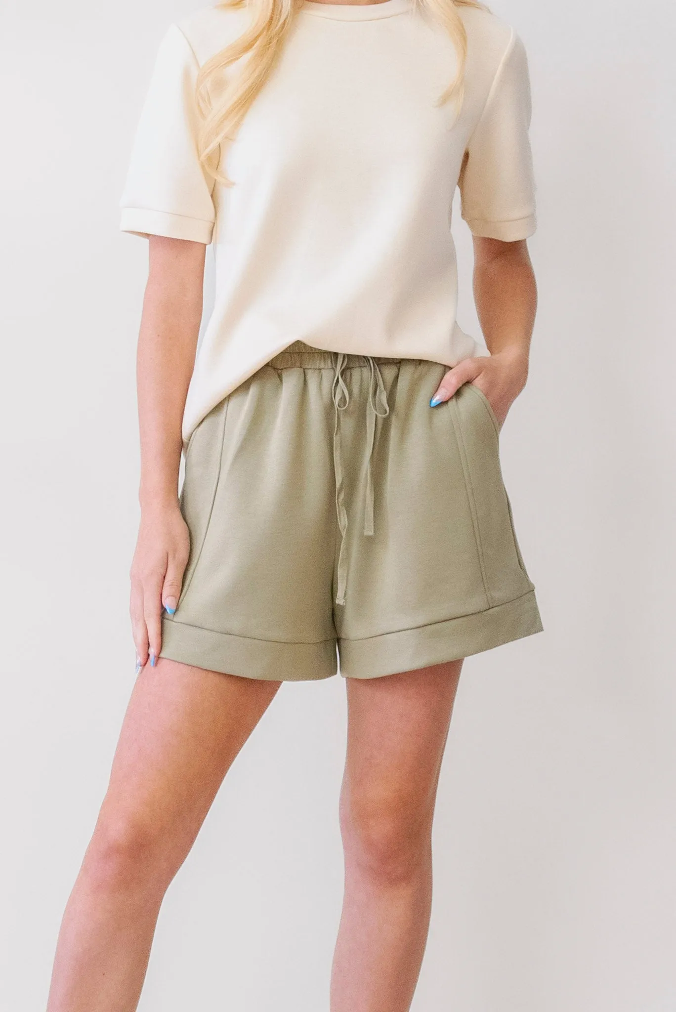 P.Cill Shorts in Light Olive