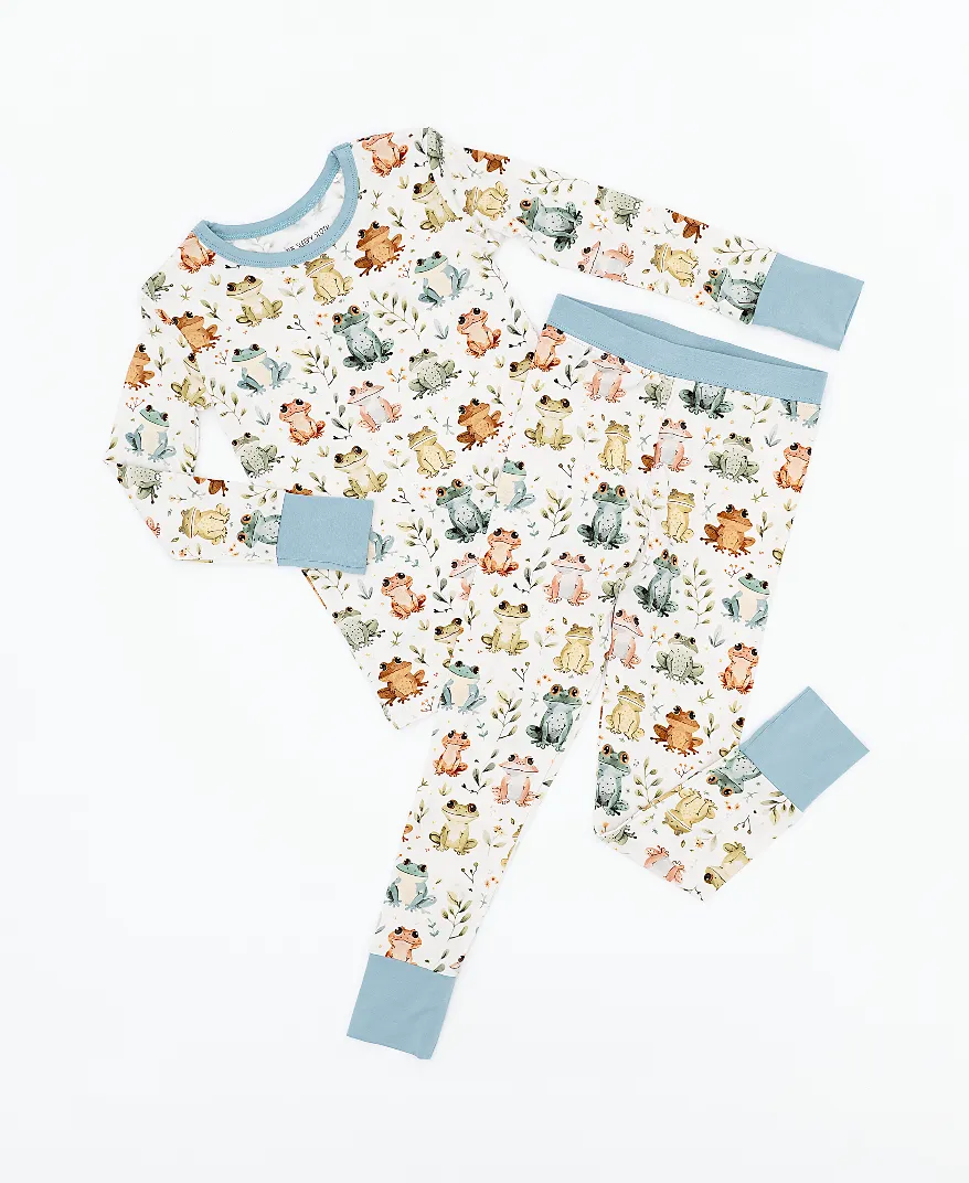 The Sleepy Sloth Froggin' Awesome Frog Print Two Piece Jammies Pajamas