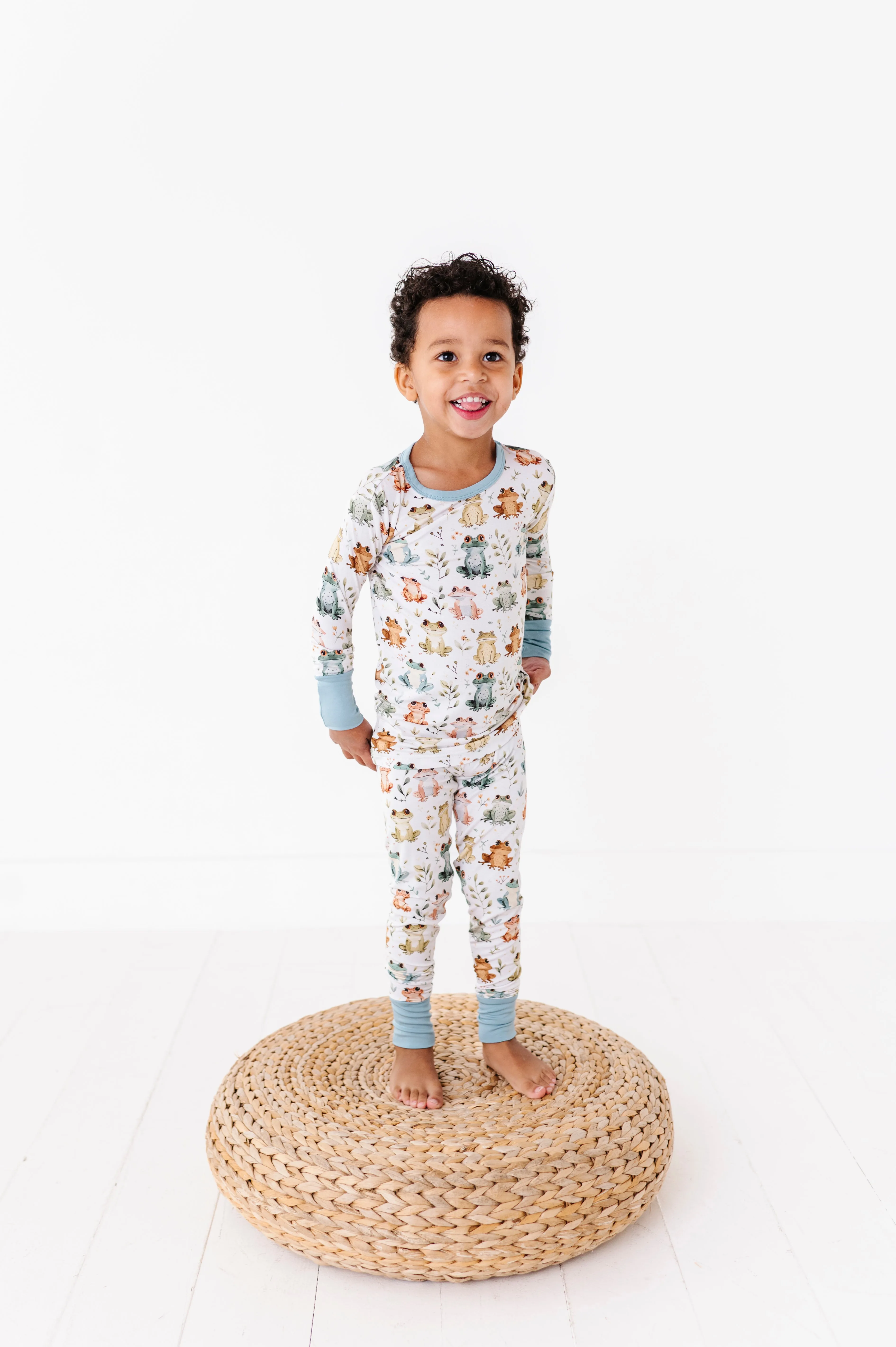 The Sleepy Sloth Froggin' Awesome Frog Print Two Piece Jammies Pajamas