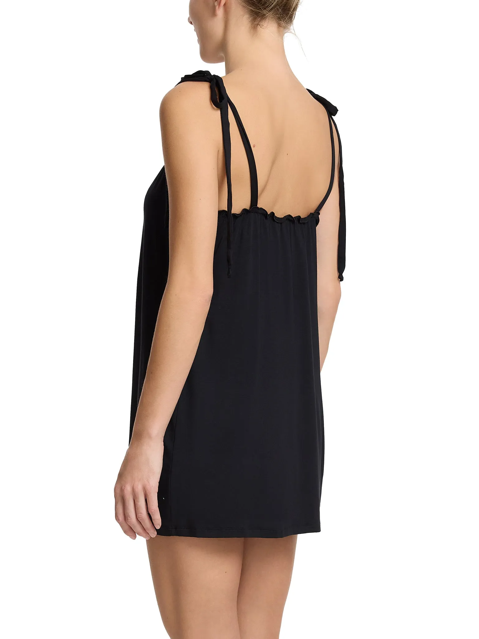 Unwind Ruffle Chemise Black