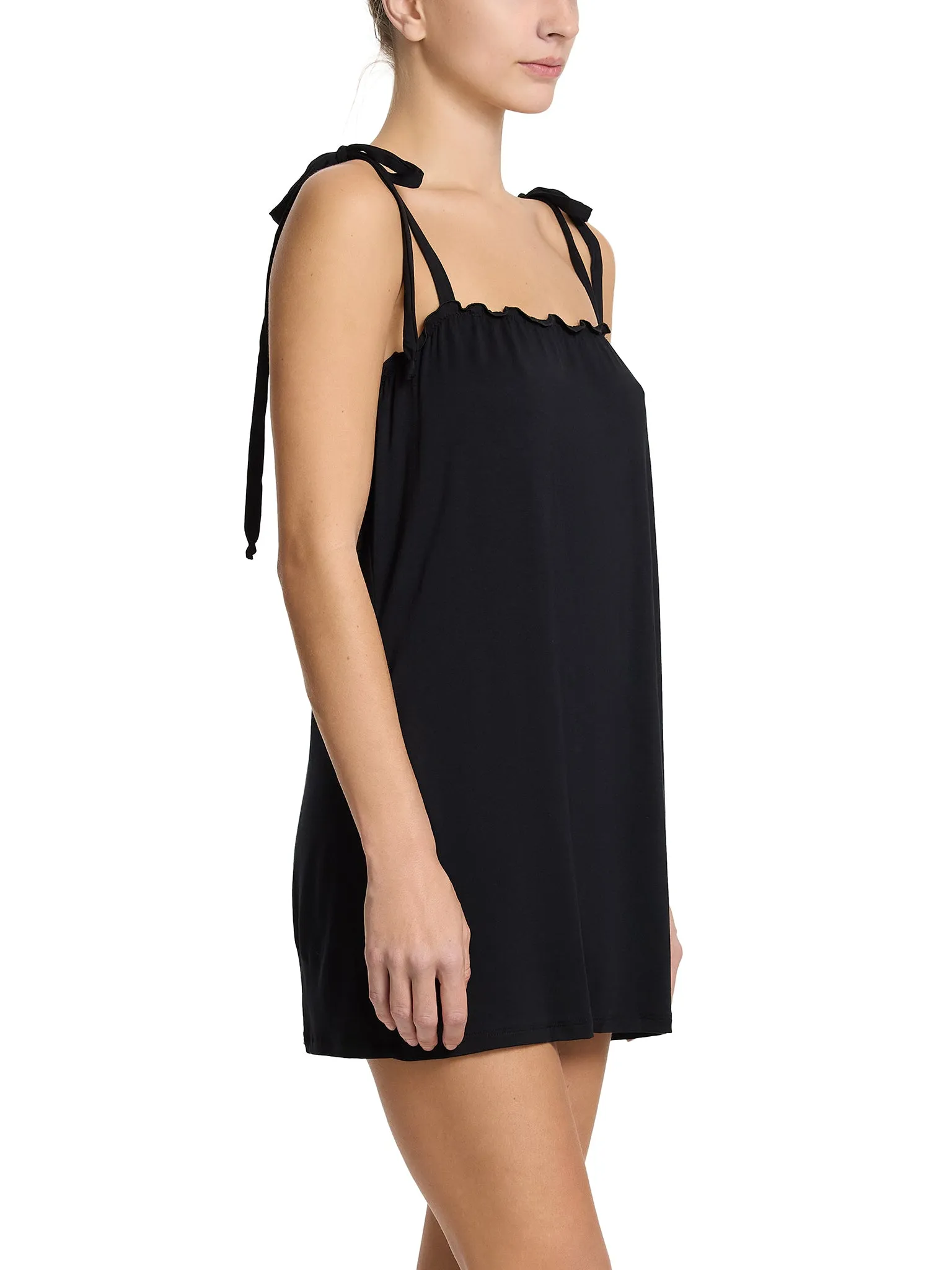 Unwind Ruffle Chemise Black