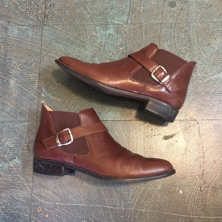 Vintage 90s UNISA brown leather buckle ankle booties // 9.5 Narrow 9 1/2 AA // Chelsea Beatle boots