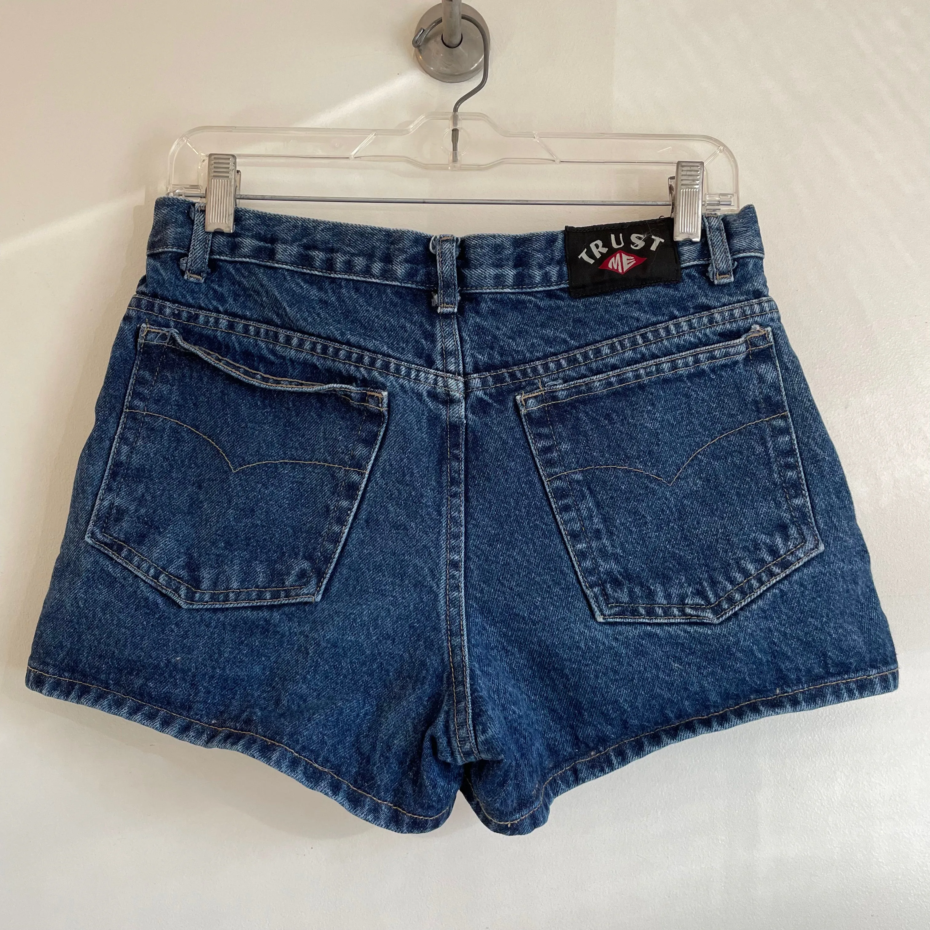 Vintage 90s Y2K Trust Me dark wash button fly denim shorts (HT2310)