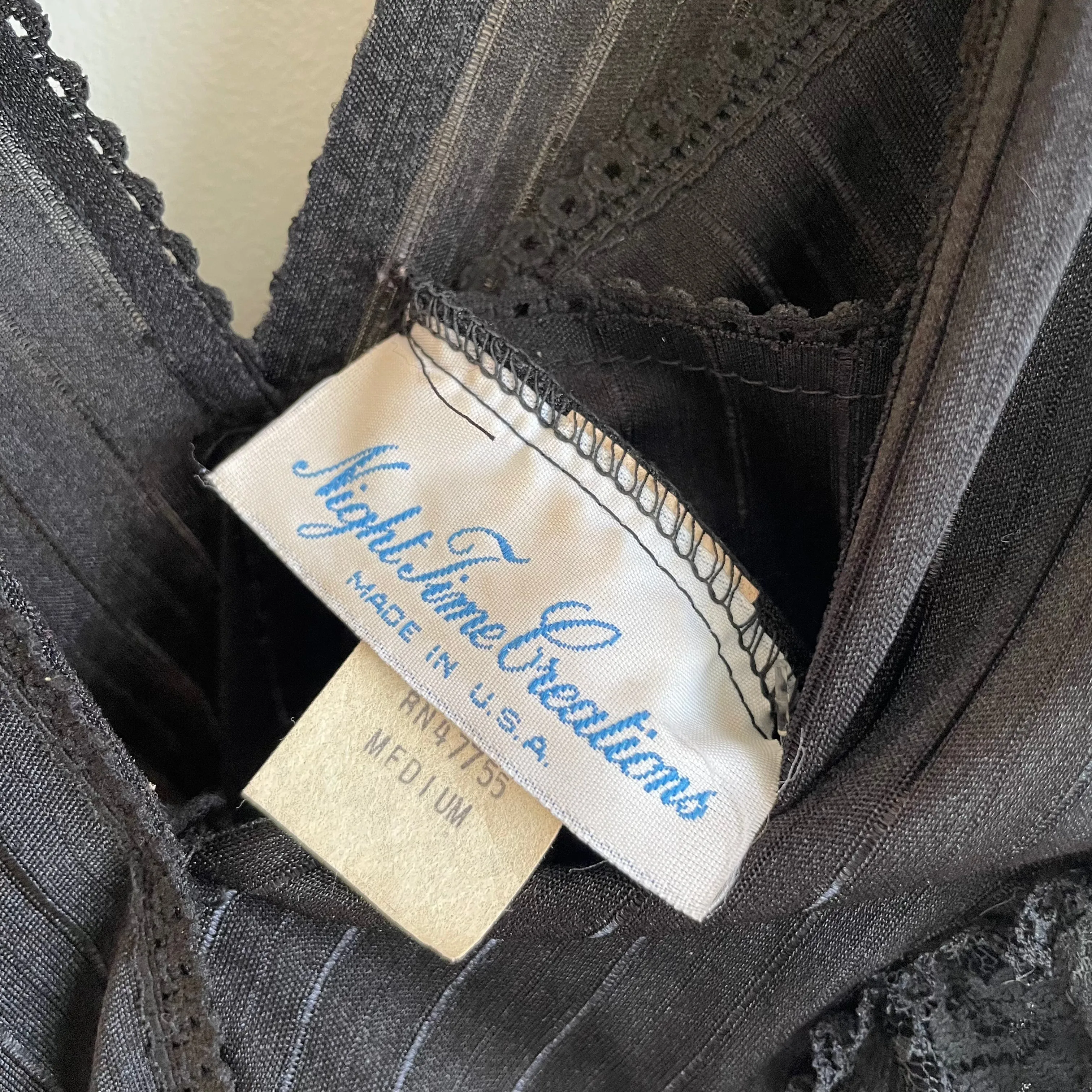 Vintage sheer deep v babydoll nightie onesie bodysuit lingerie // size medium (HT2334)