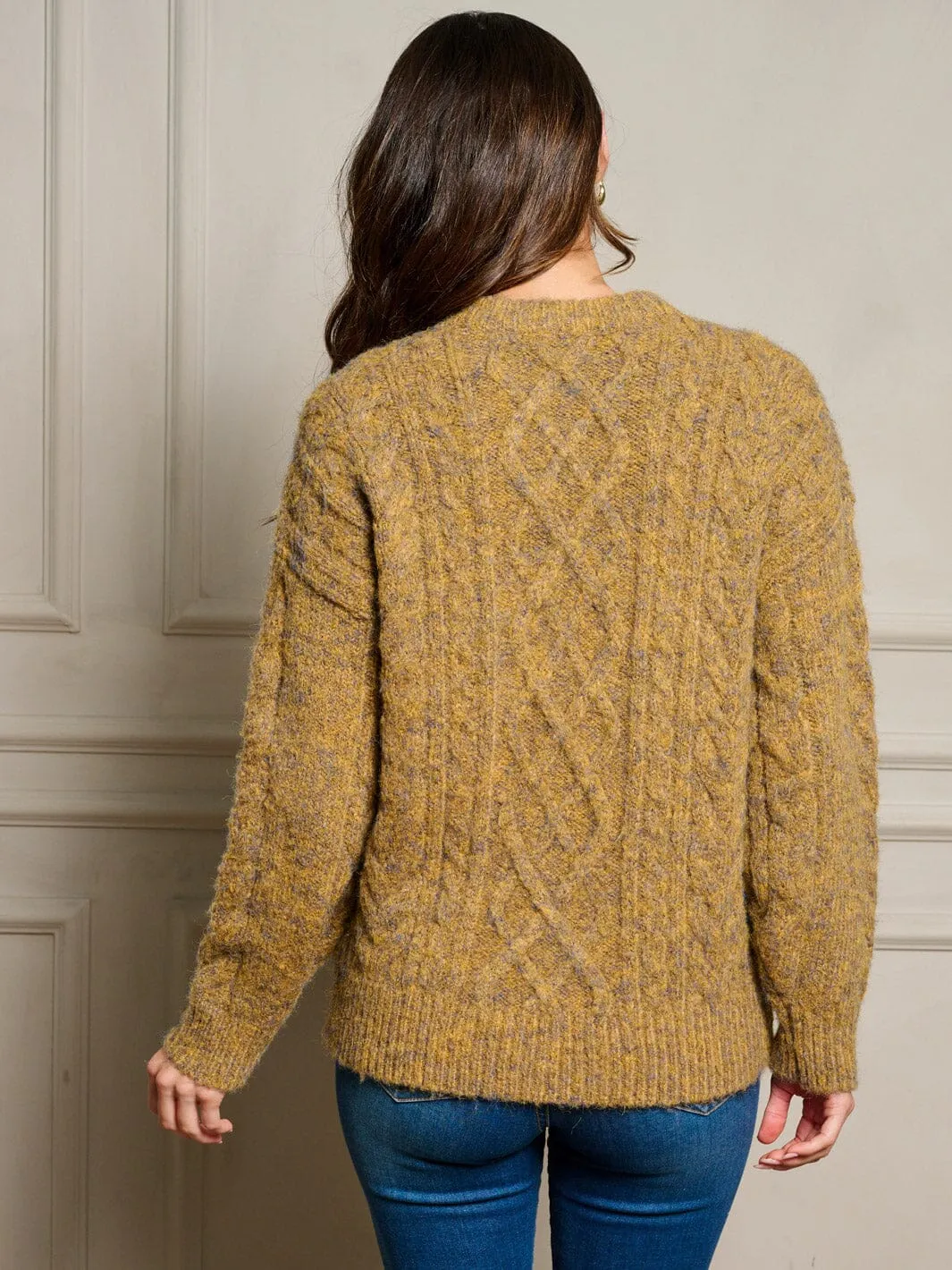 WOMEN'S LONG SLEEVE CABLE KNIT PULLOVER SWEATER