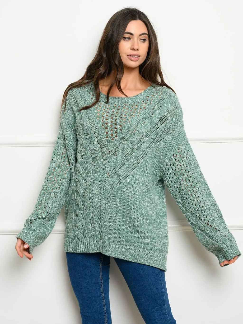WOMEN'S LONG SLEEVE CABLE KNIT SWEATER