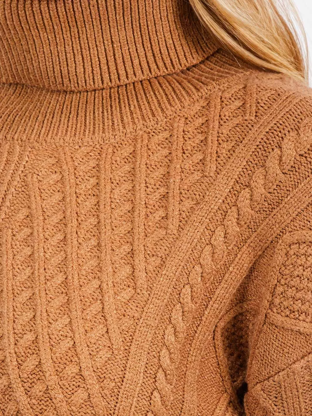 WOMEN'S LONG SLEEVE TURTLE NECK CABLE KNIT PULLOVER SWEATER