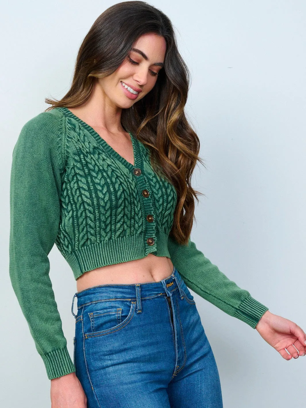 WOMEN'S LONG SLEEVES BUTTON UP CABLE KNIT CROP SWEATER